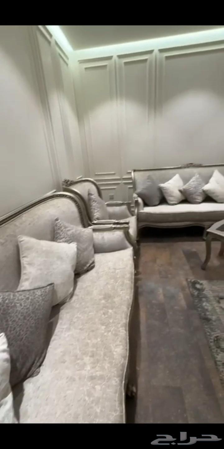 كنب شبه جديد للبيع من رويال صوفيا نظيف جدا استعمال 3 سنوات63674542683522114