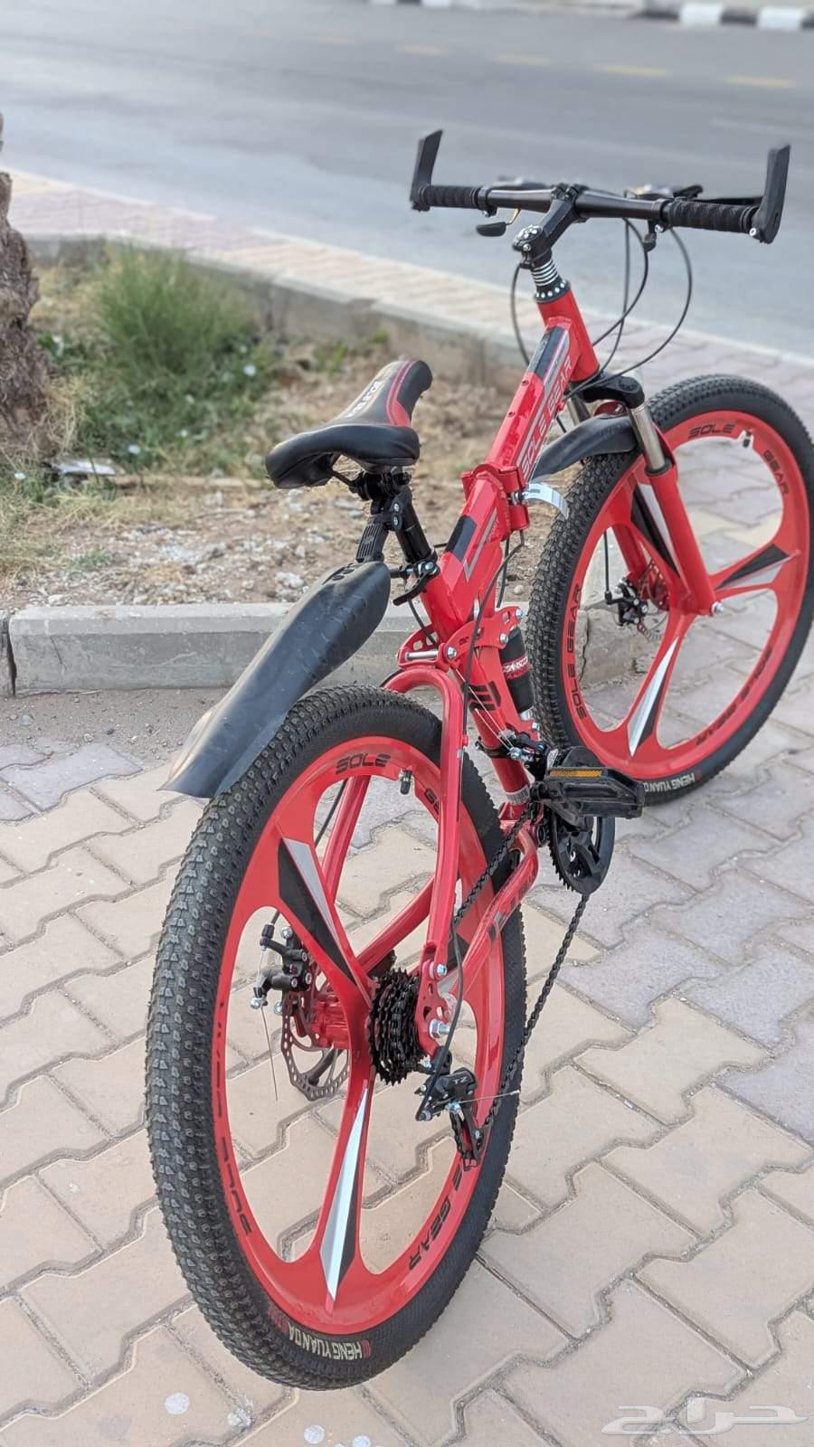 يُباع هذا الدراجة بحجم 26 بوصة جديدة بالكامل. واتساب63673476736643111