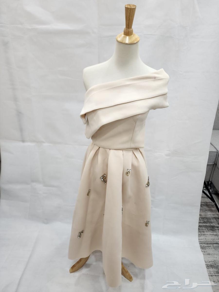 Evening dress for sale, base price 1000, sold according to offer63675513210113111