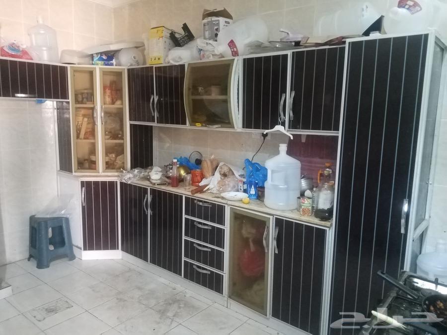 عفش للبيع لدواعي السفر63679519384449112