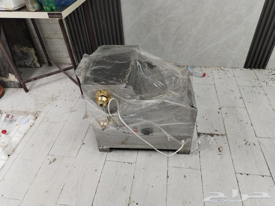 Freezer and Syrian mixer, excellent price, almost new63699007215617111