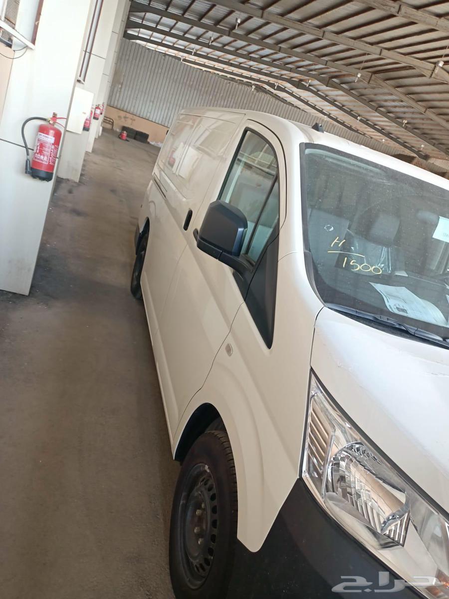 تويوتا هايس بضاعه ديزل اتوماتيك سقف منخفض 202563729908743042111