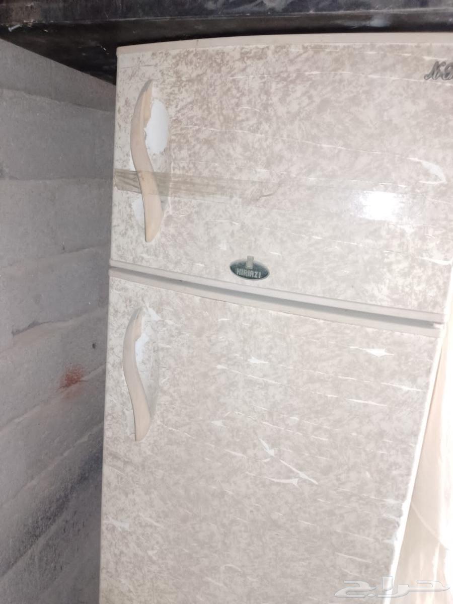 Refrigerator needs a compressor63677853970946110