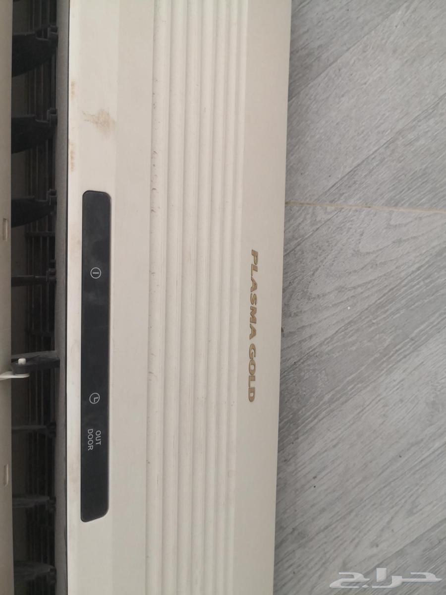 Four used air conditioners for sale, 2 split and 2 window units, up to 4000 SAR63679919390721113