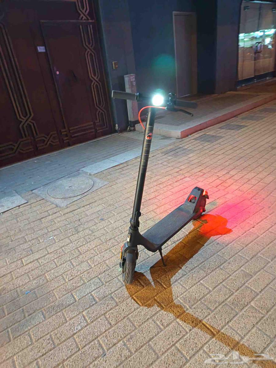 Xiaomi 4 Lite scooter, still new and comes with all its accessories63680551100034110