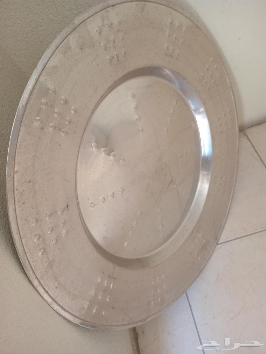 2صحون كبير واحد استيل وثاني معدن 2وصط3صغير استيل63679748066562110