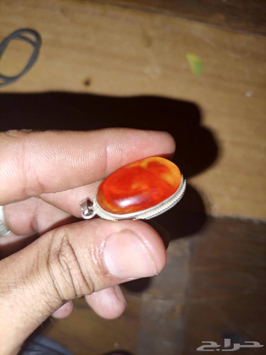 A Javanese man who wants to communicate in the chat63677082269826110