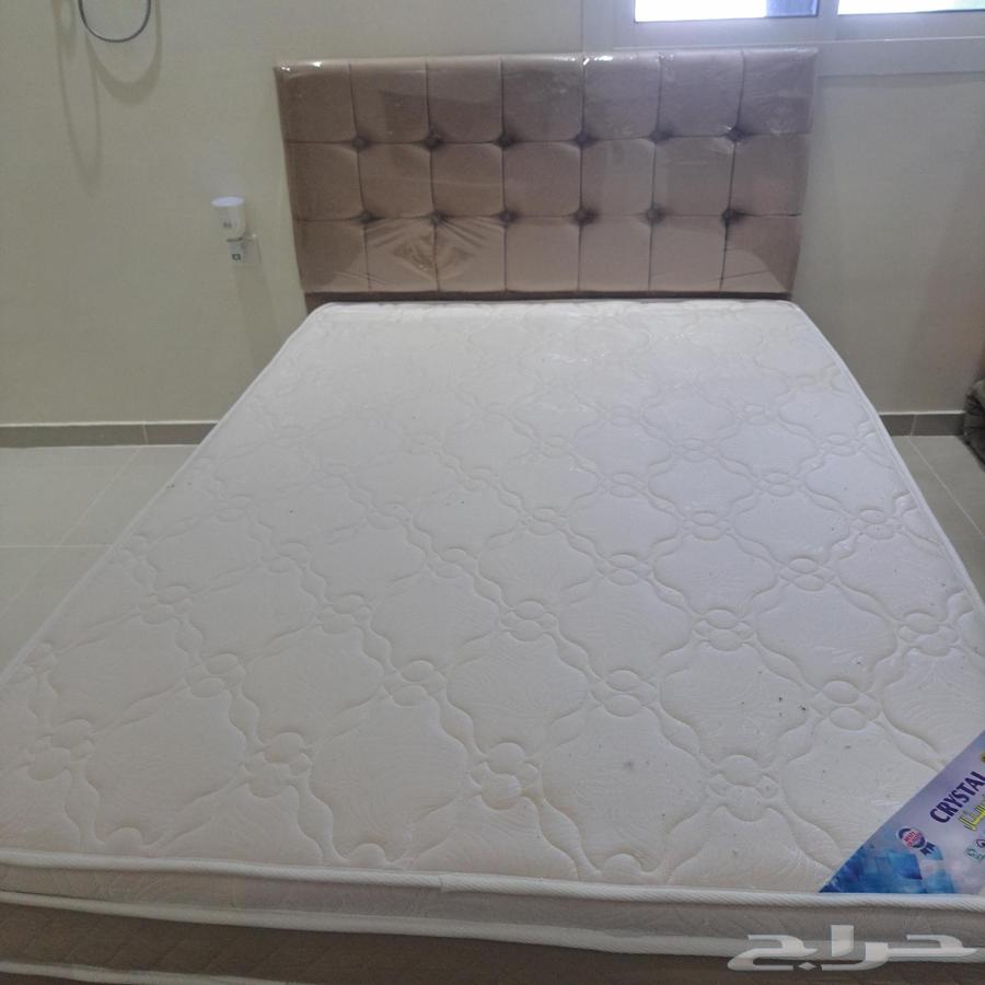سرير نفرين مع مرتبه استعمال نظيف جدا المبلغ المطلوب 300ريال63679432278273111
