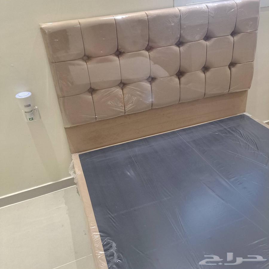 سرير نفرين مع مرتبه استعمال نظيف جدا المبلغ المطلوب 300ريال63679432278273112