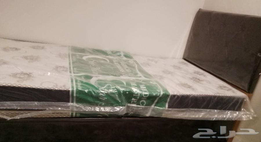 2 single beds with mattress, almost new63680280551555111