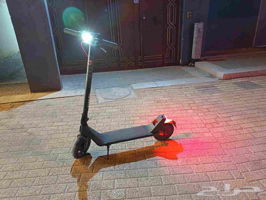 Xiaomi 4 Lite scooter, still new and comes with all its accessories63680551100034113