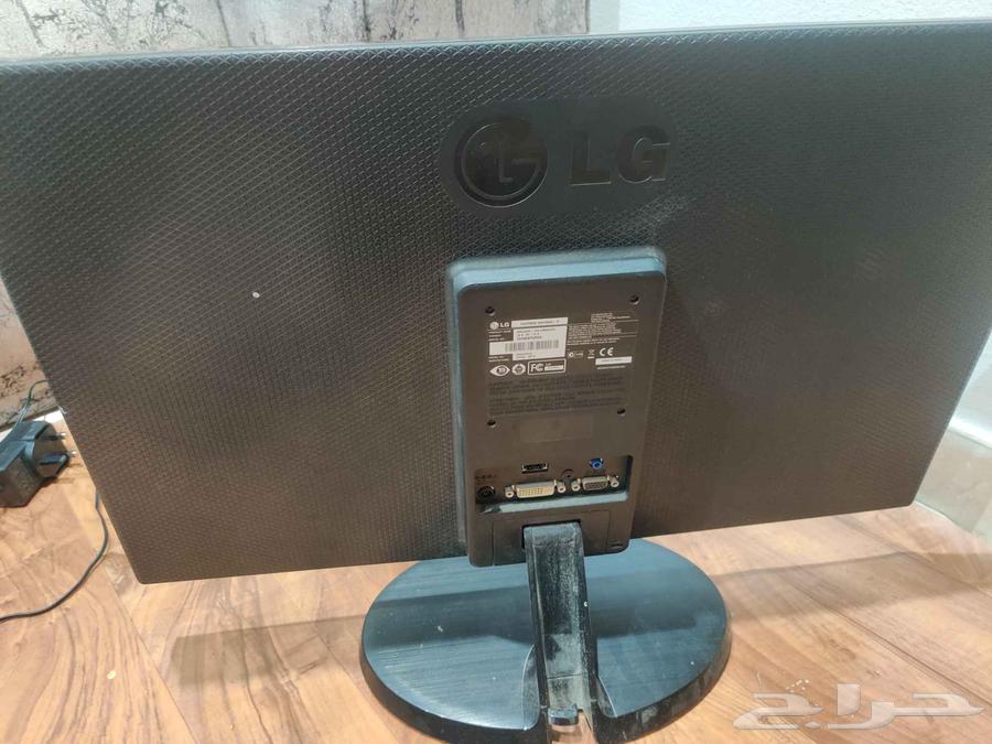 شاشه LG استعمال نظيف سوم200ريال لا يجي إلا الصامل بدون ريموت63699006880771111