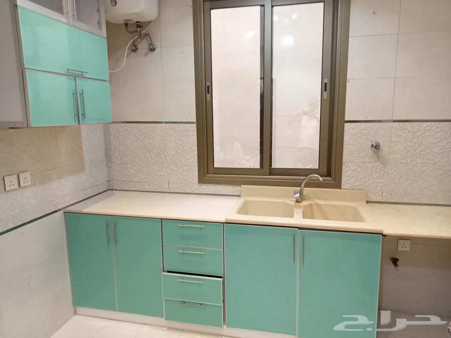 للبيع مطبخ مع مغسل نوعية ممتازة مستعمل63678927168642112