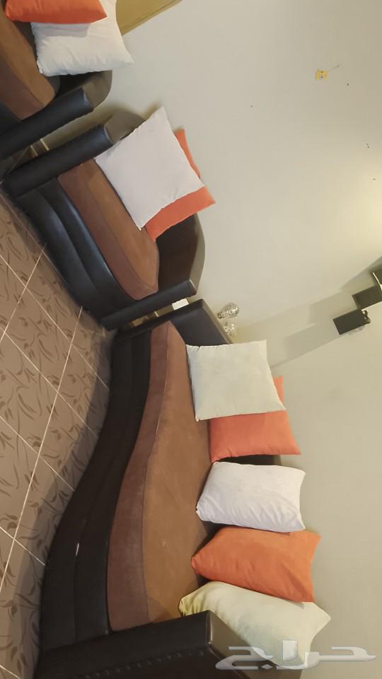 كنب استخدام نظيف ثلاث قطع ب 50063680189742594110