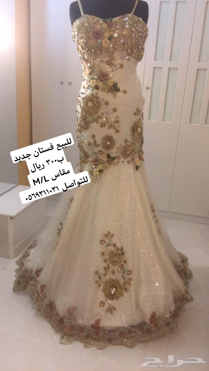 للبيع فستان جديد63677938376579110