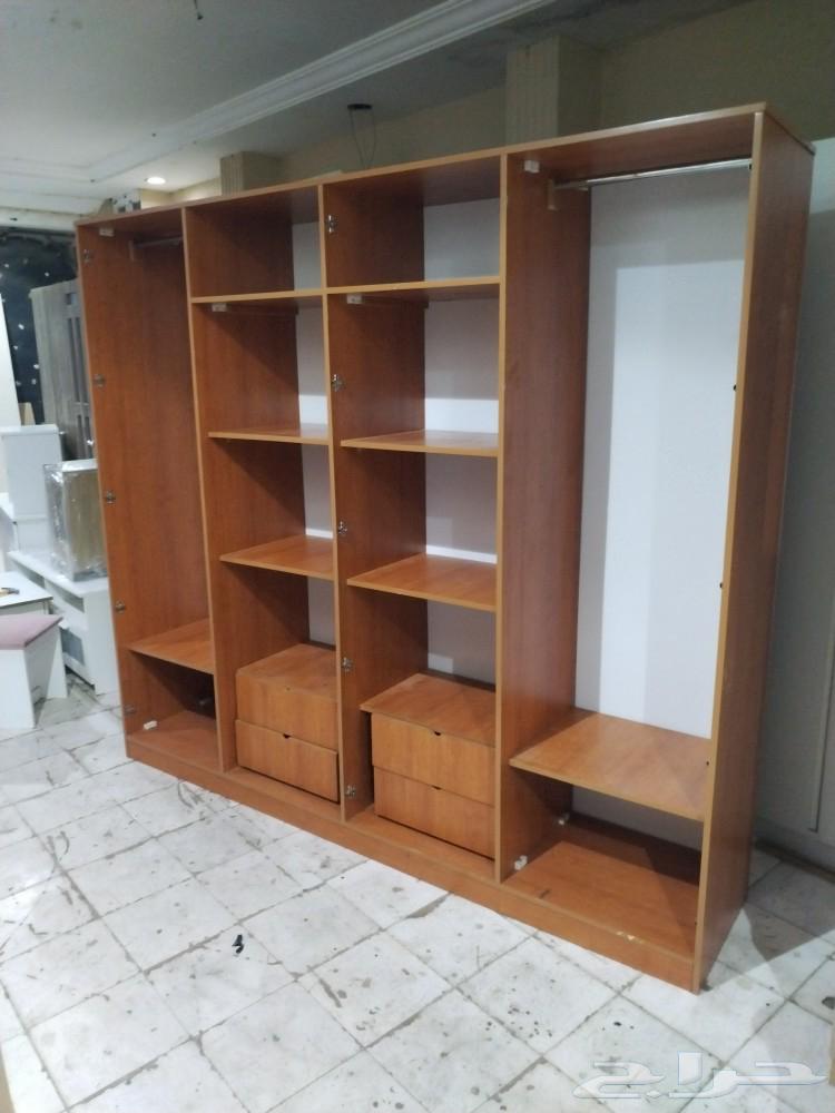 للبيع دولاب 4أدرف كبير63680280511746111