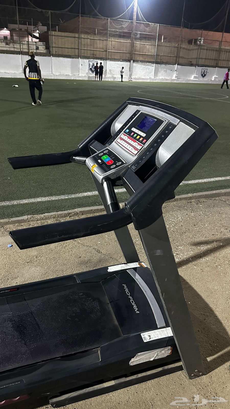 سير مشي رياضي63680906932353112