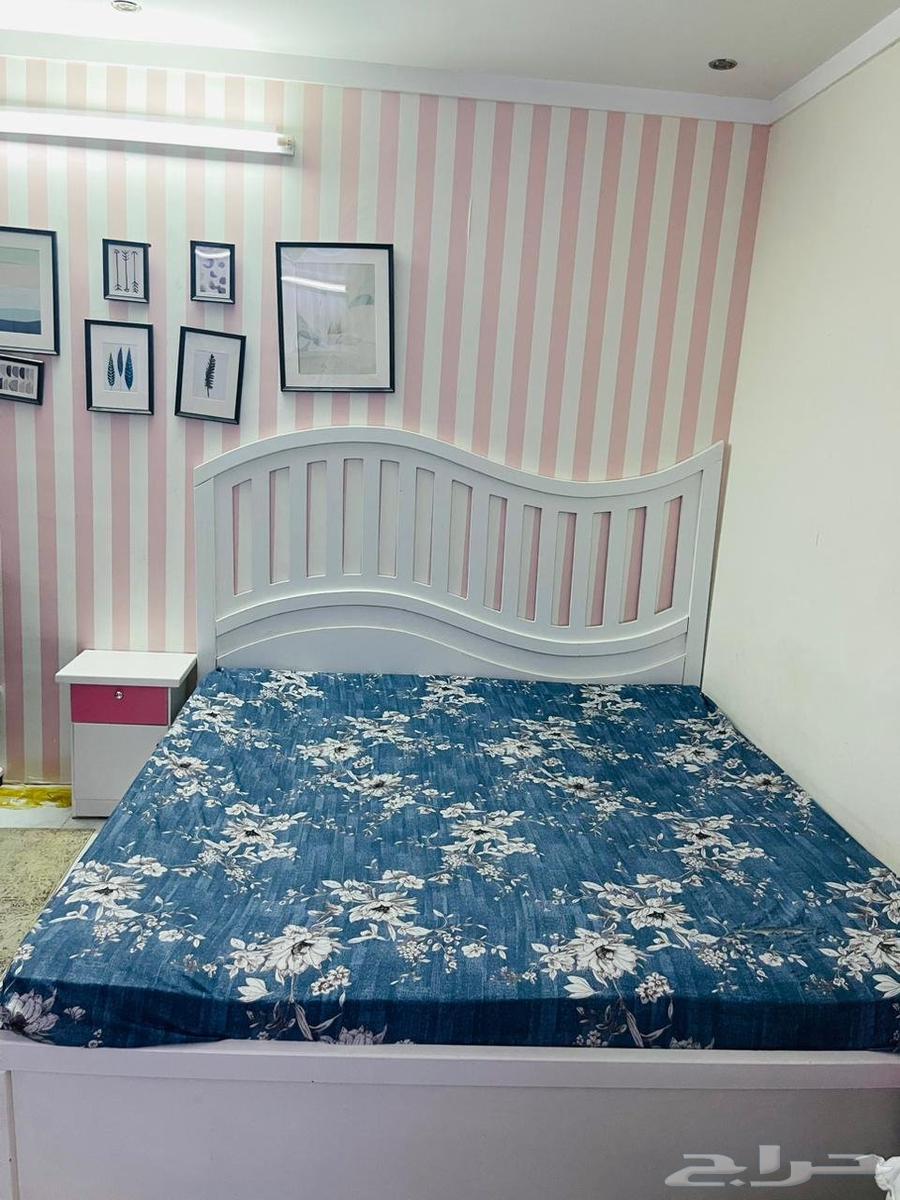 Excellent condition bedroom set for sale63679435141122110