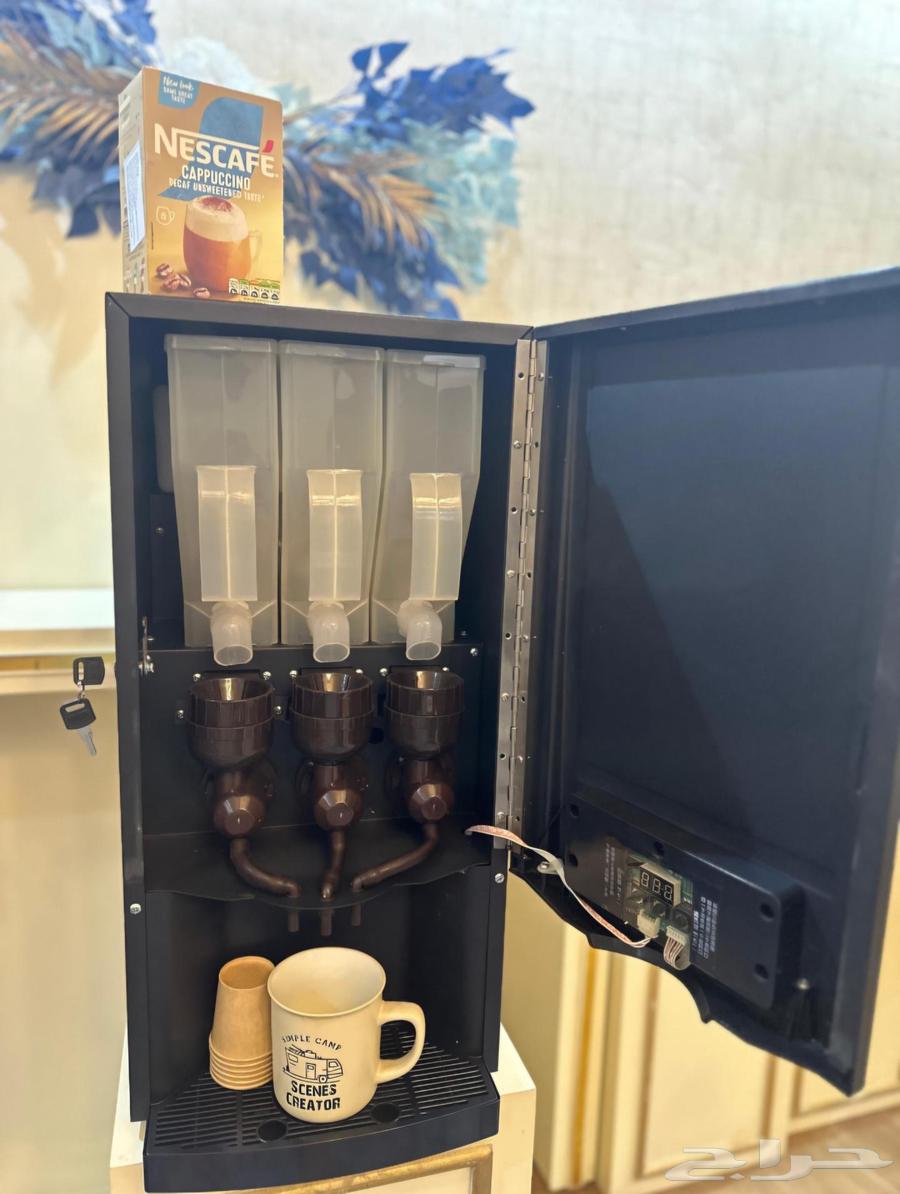 Coffee machine suitable for shops such as bakeries, cafes, buffets63379914095235111