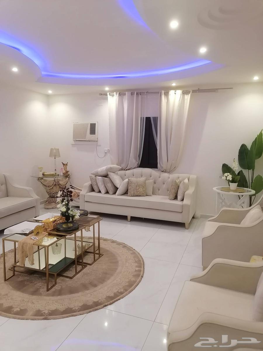 للبيع عماره سكنيه دورين 3 شقق مساحتها 498م داخل حد الحرم63005739254785114