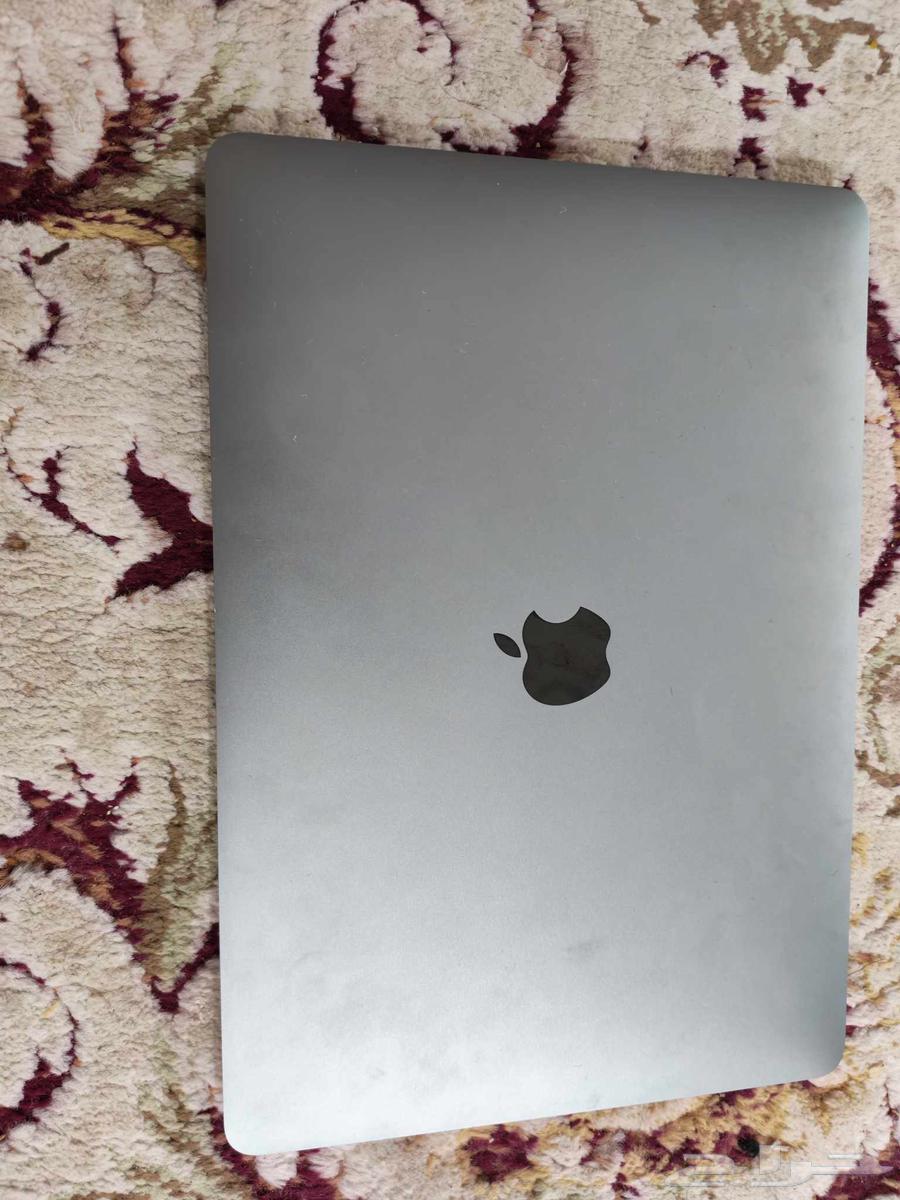 Computer for sale, used little, and on offer. No one offers less than 1000.63005092104194111
