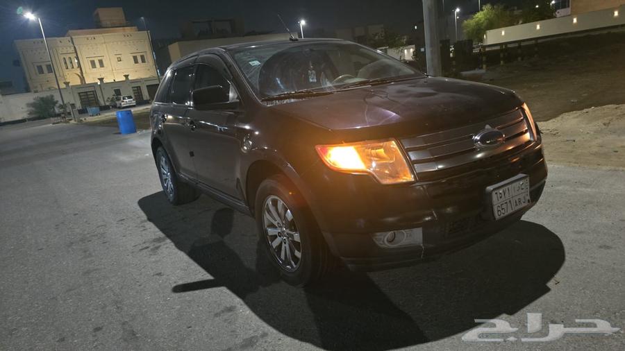 Hello, the car for sale is a 2007 Ford Edge with 4008 km.63005769170434113