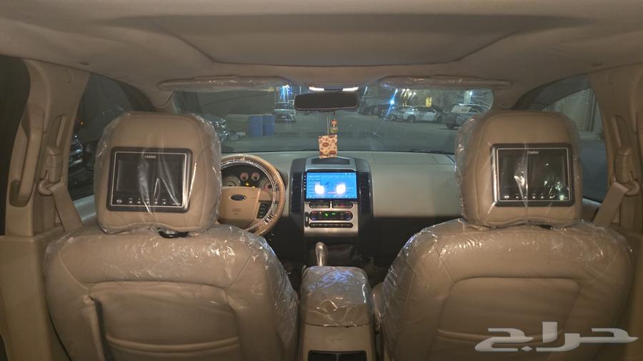 Hello, the car for sale is a 2007 Ford Edge with 4008 km.63005769170434112