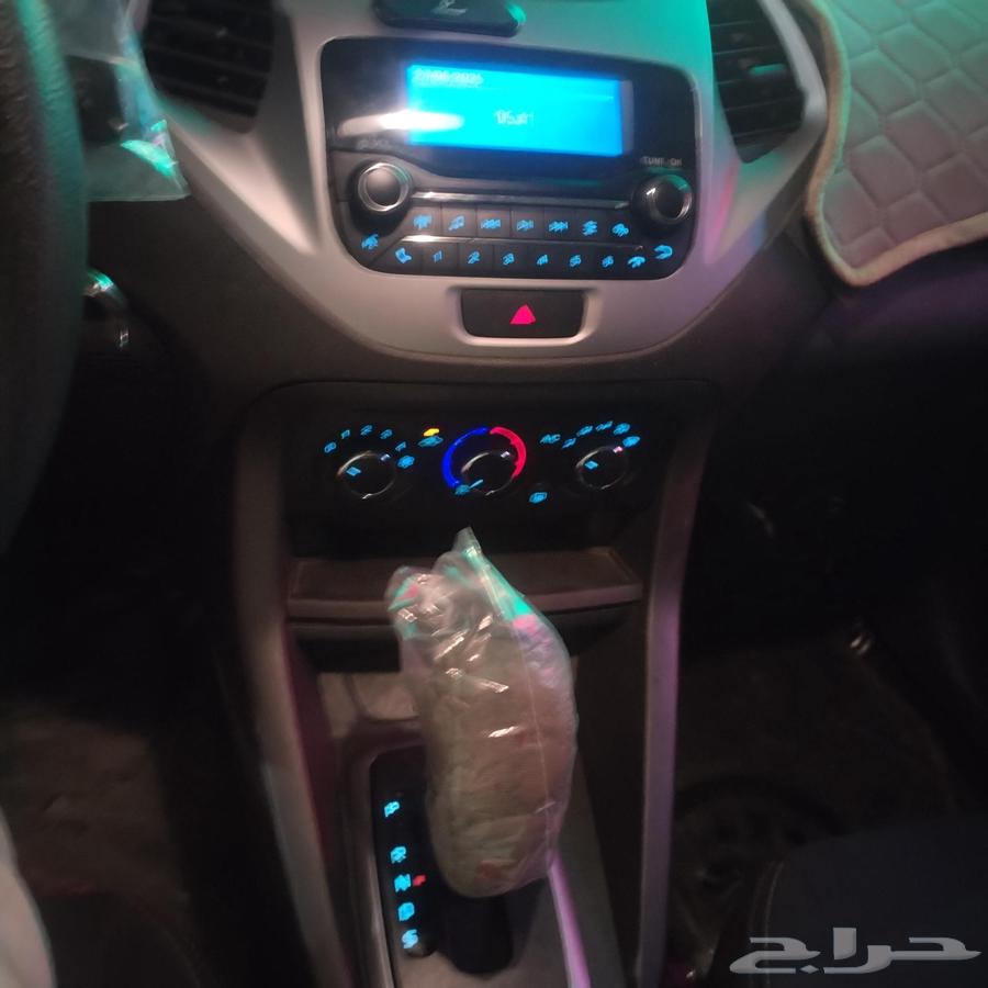 2019 Ford Figo, only 34,000 km driven, car is agency63616135668355112