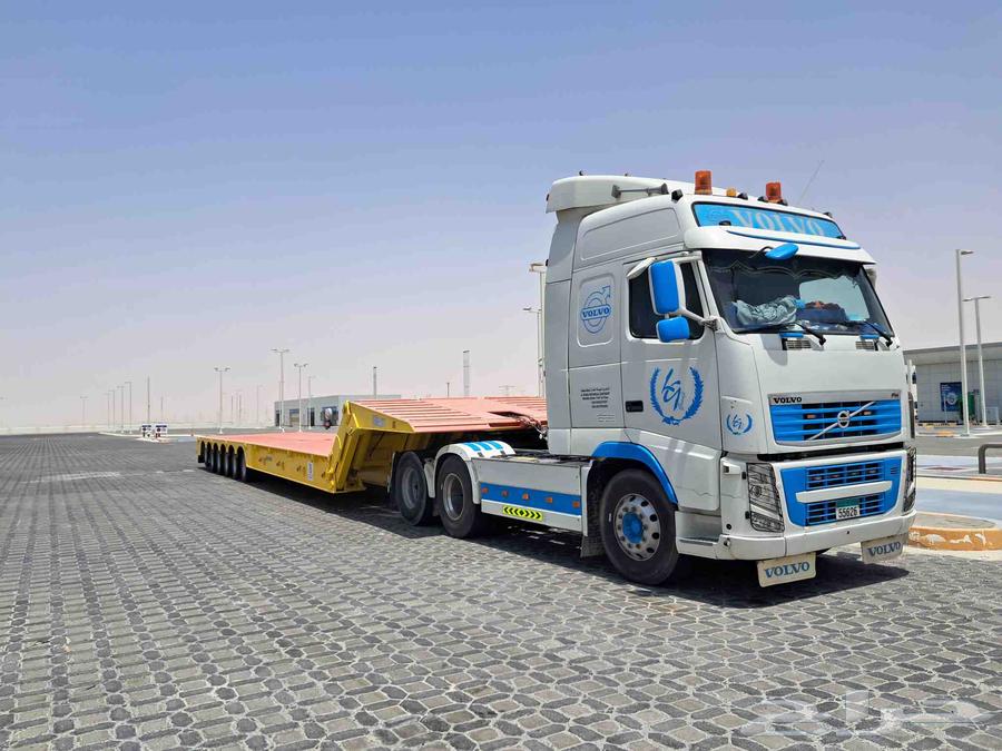 We are in Dammam and we are available to transport equipment to the UAE63005066661891113