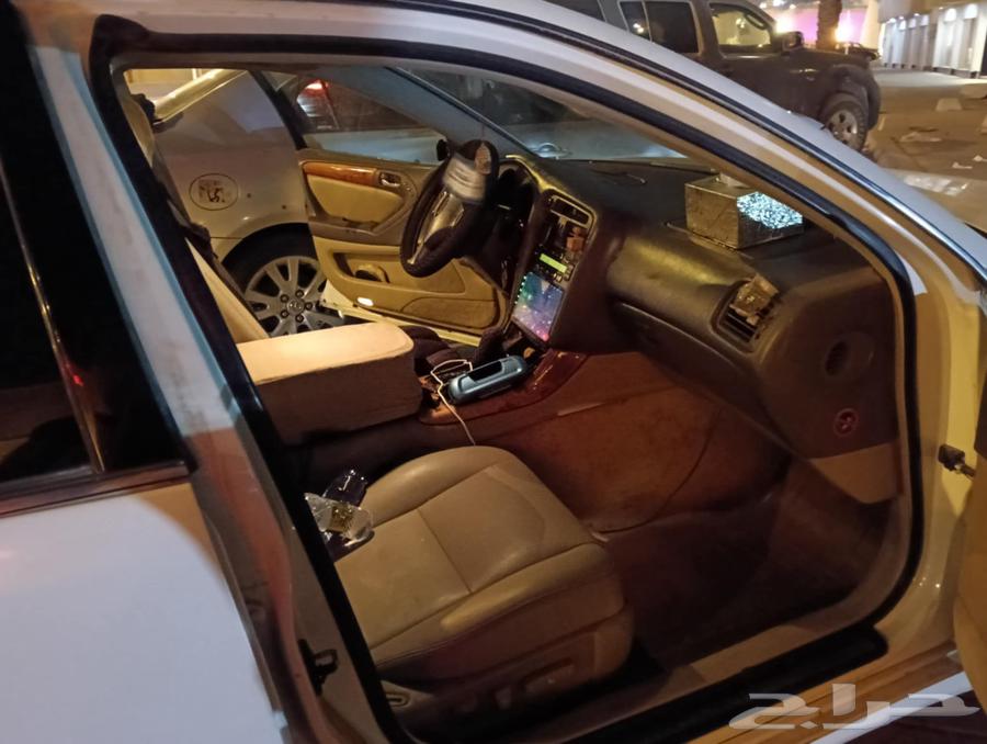 ليكزس 300 1999 دواخل فابريقة مرفوعة بحالة جيدة جدا رقم ممي63005209587971114
