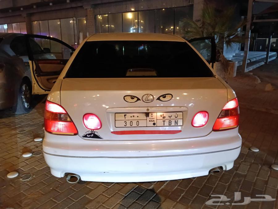 ليكزس 300 1999 دواخل فابريقة مرفوعة بحالة جيدة جدا رقم ممي63005209587971112
