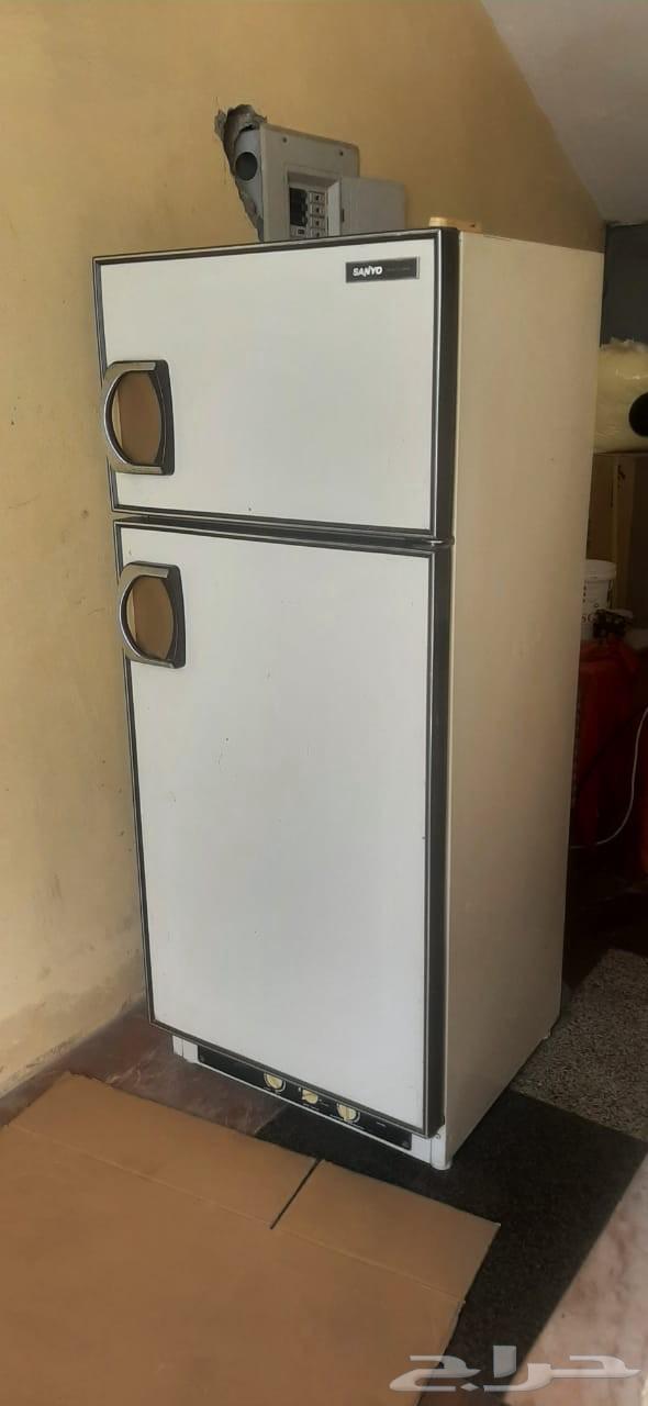 للبيع ثلاجه تعمل على الغاز بحالتها الحالية .. الثلاجه لاتعمل630051456501791123