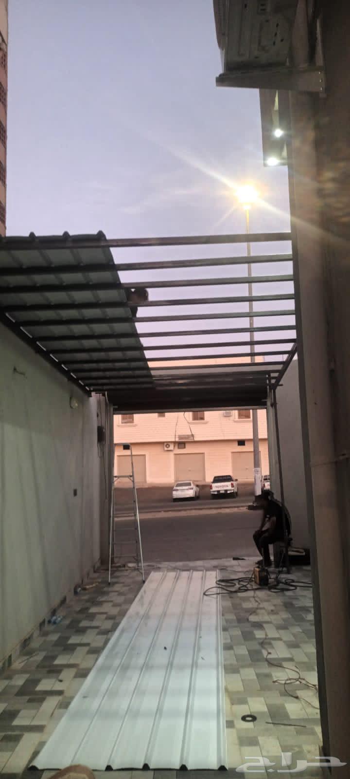 حداد يمني متنقل في المدينه المنوره للجميع انواع الغشل مضلات63005070656386112