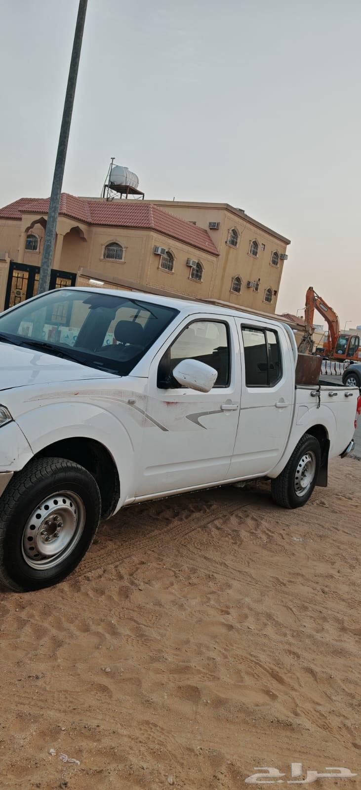 Nissan63404061491715113