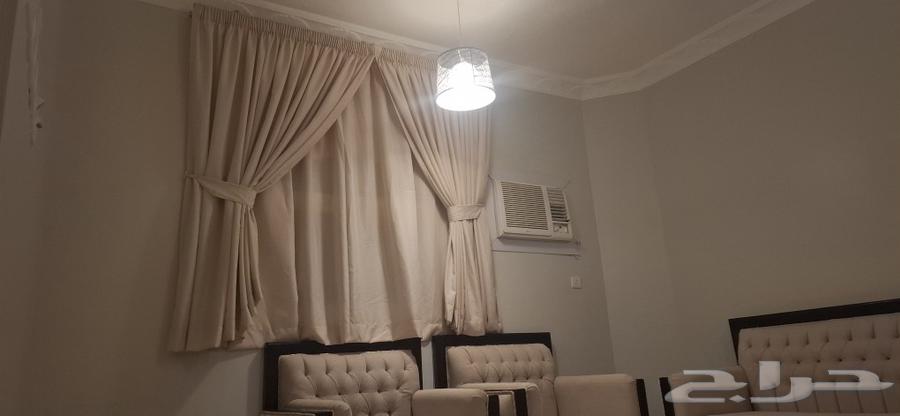 Curtains and seating areas63699318164483113