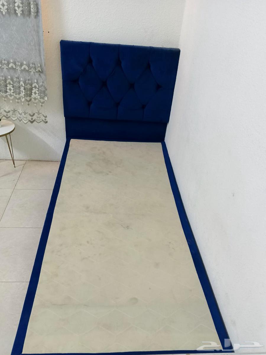 اسرة واحد نفر للبيع المستعجل الجوز 150ريال بس63699429180674110