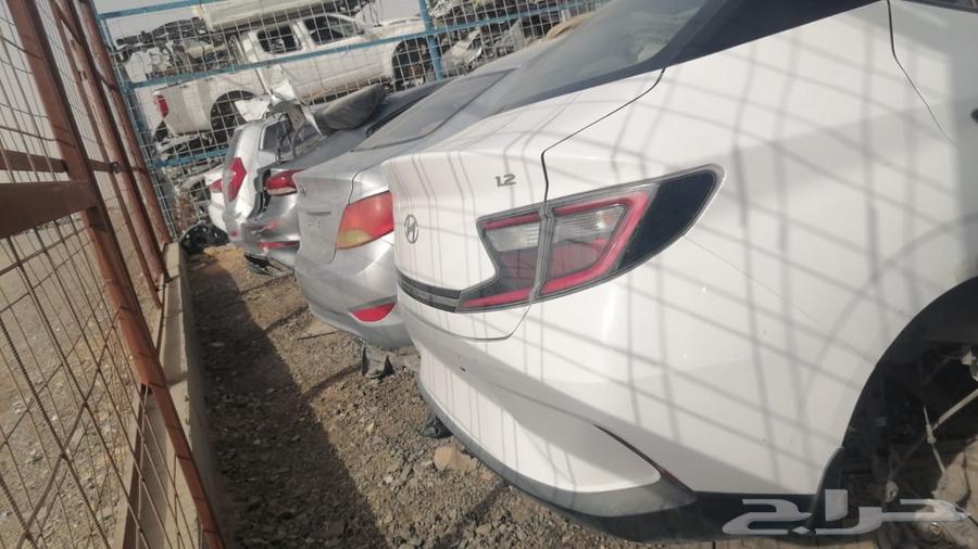 جميع انواع السيارات المستعملة والمصدومه بيع جميع انواع قطاع63746932714625111