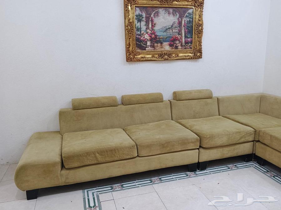كنب نضيف جدا 4 متر في 2 للبيع المستعجل 100يال فقط63699428952706110