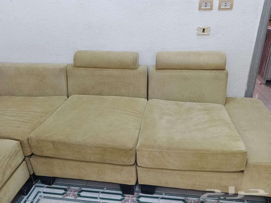 كنب نضيف جدا 4 متر في 2 للبيع المستعجل 100يال فقط63699428952706111