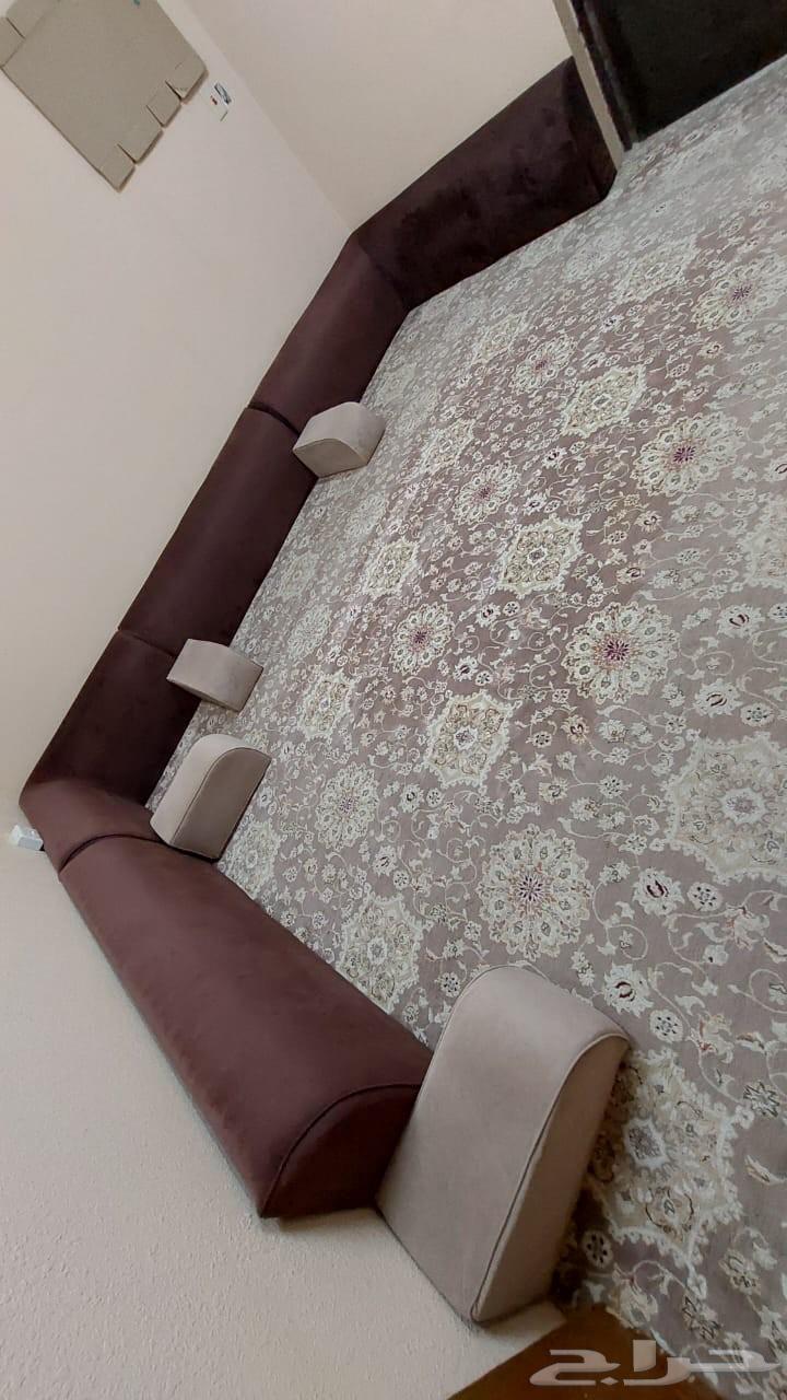 Complete set of 6 pieces with 6 cushions and carpet63678027874690110