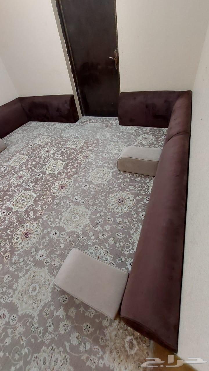 Complete set of 6 pieces with 6 cushions and carpet63678027874690111