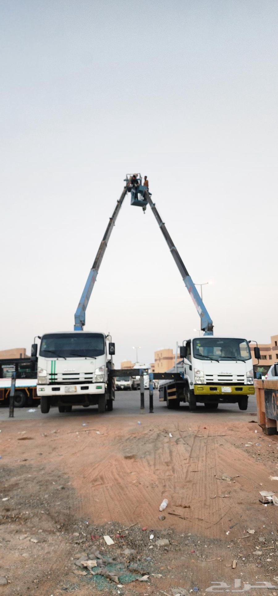 كرين للايجار الشهري واليومين نقل وتحميل داخل الرياض وخارج63756243079170112