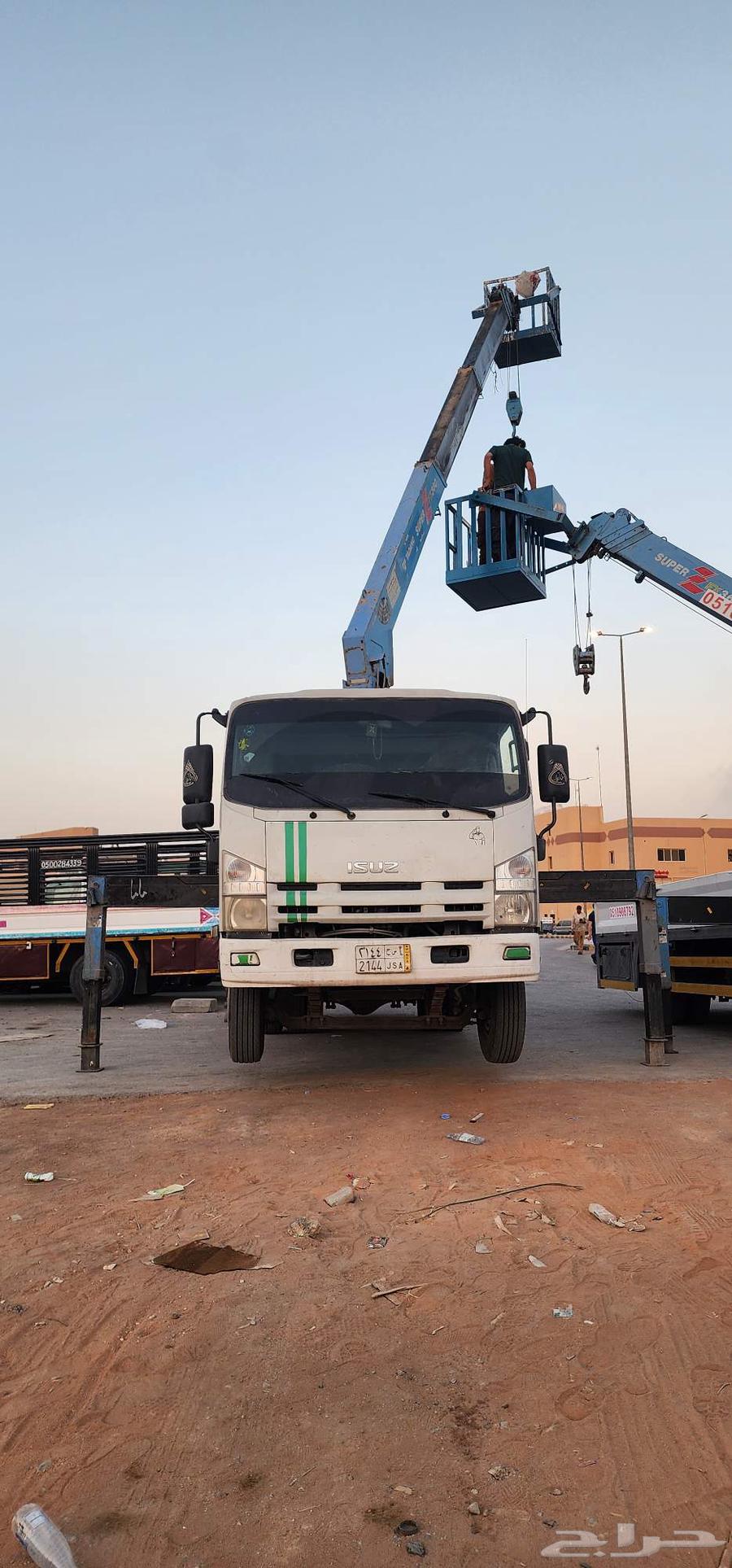 كرين للايجار الشهري واليومين نقل وتحميل داخل الرياض وخارج63756243079170113
