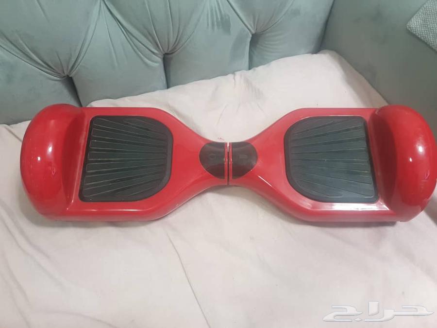 سكوتر كهرباء وطاوله زرقاء مذاكره الاطفال ورفوف ايكيا للبيع63704041371395111