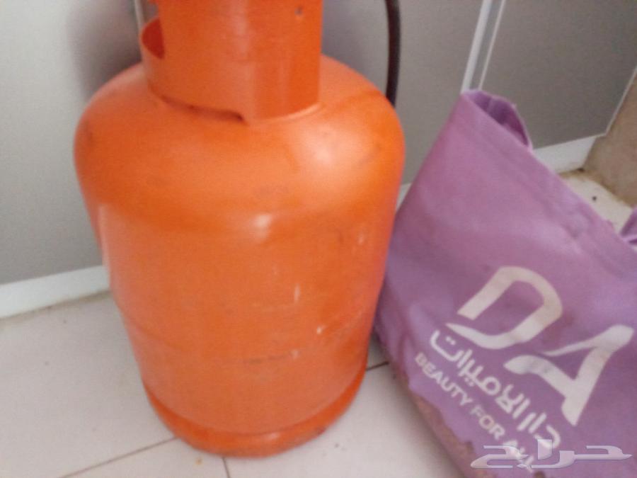 Gas cylinder for sale, full, due to travel, price up to 16063699636658177110