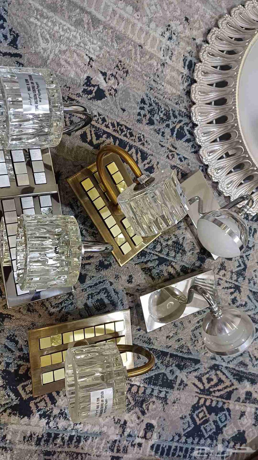 لمبات بيت 6 لمبات كل حبتين شكل ولمبه سقف63705650544385112