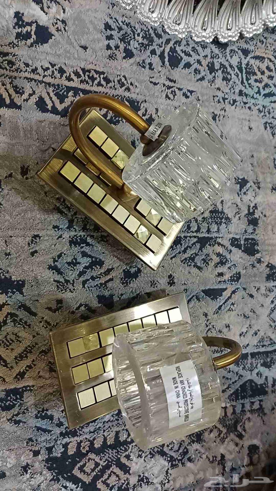 لمبات بيت 6 لمبات كل حبتين شكل ولمبه سقف63705650544385110