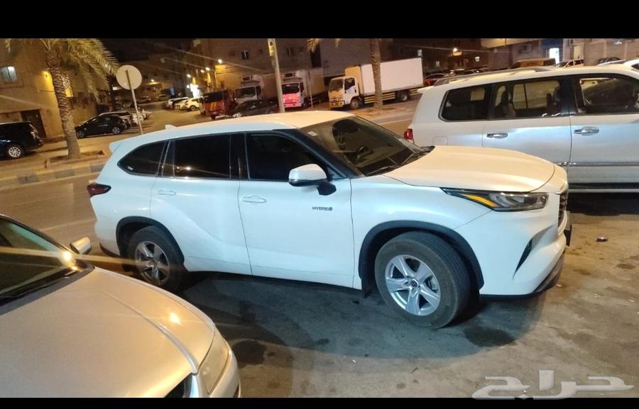 تويوتا هايلايكر هجين LE 4x2 2021 أبيض للبيع63762464617858110