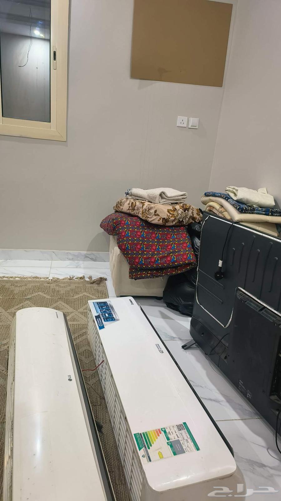 Split air conditioners instead of window units or for sale63700179618050111