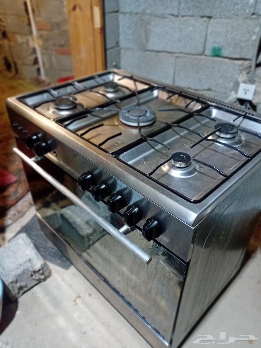 اثاث مطبخ غاز 5 عيون بحالة جيدة جدا63699532705793110